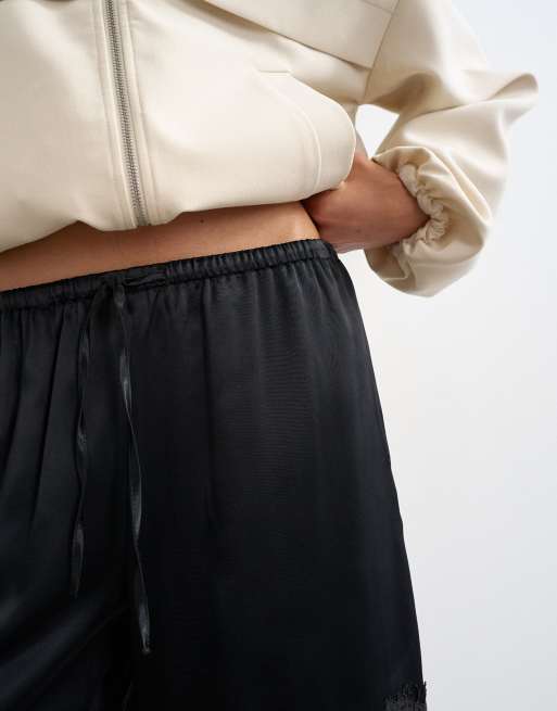Topshop - Bermuda en satin avec empiècement en dentelle - Noir, 3 de 5