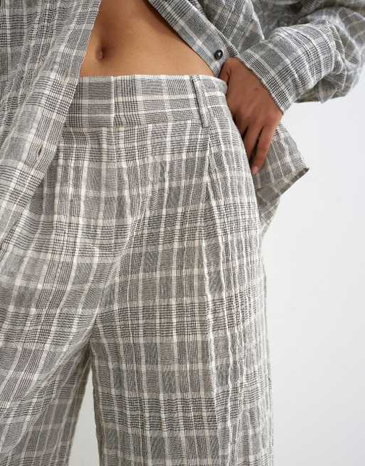 Topshop - bermudas largas de conjunto a cuadros monocromos, 5 de 5