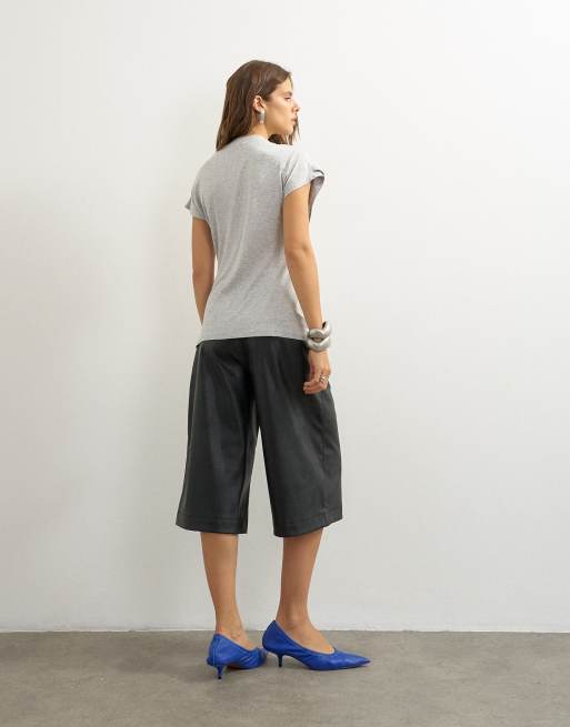 Topshop bermudashorts i läderimitation i svart, 5 av 5