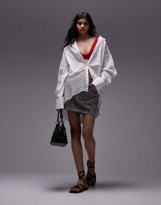 Topshop – Biała koszula ze wstawkami z wycinanym wzorem, 4 z 5