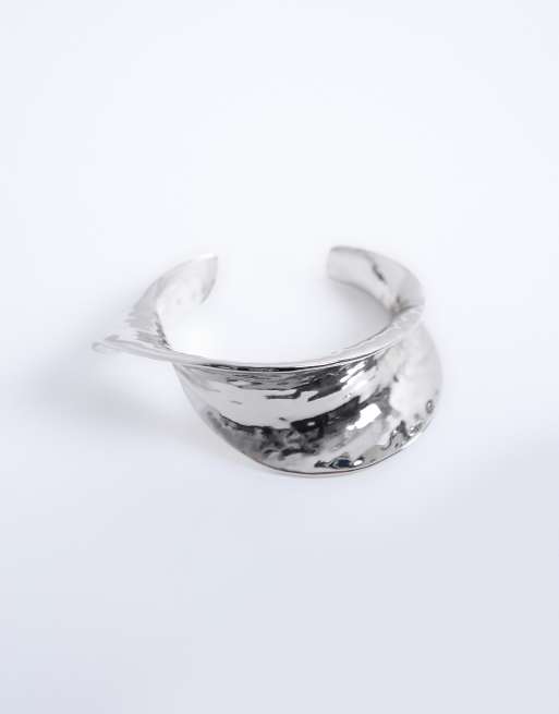 Topshop Bianca chunky twisted bracelet in silver, 2 of 3
