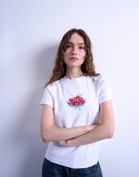 Topshop – Biały codzienny T-shirt z motywem wiśni - view 1