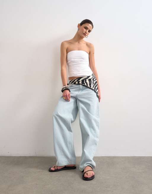 Topshop – Biały marszczony top z dekoltem bandeau, 2 z 4