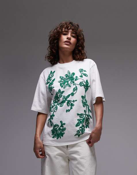 Topshop – Biały T-shirt z zielonym haftowanym wzorem z rafii - view 1