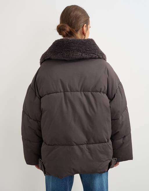 Topshop biker-dynejakke med aftagelig borg-krave i chokolade, 3 af 4