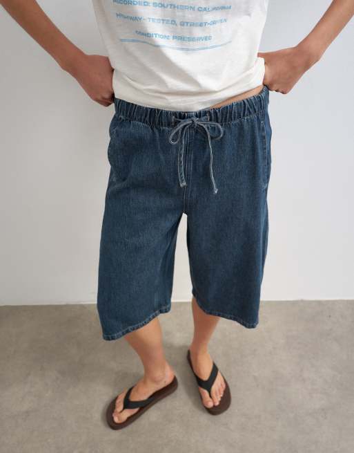 Topshop – Blå jeansshorts i dra på-modell med barrelben, 2 av 5