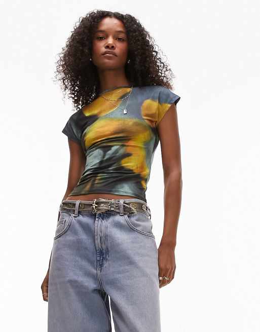 Topshop - Blå overdel med små ærmer og sløret blomstermønster