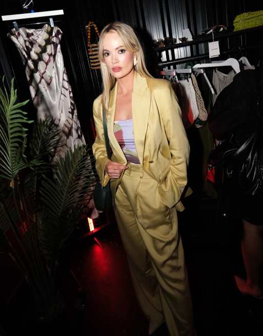 Topshop - Blazer premium per invitato al matrimonio color latticello in coordinato