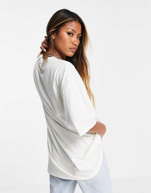 Topshop – Blekt gräddvit t-shirt i oversize och boyfriend-modell, 2 av 4