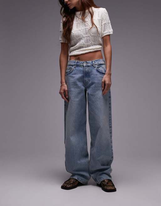 Topshop – Blekta jeans med låg midja, avslappnad passform och indragen detalj