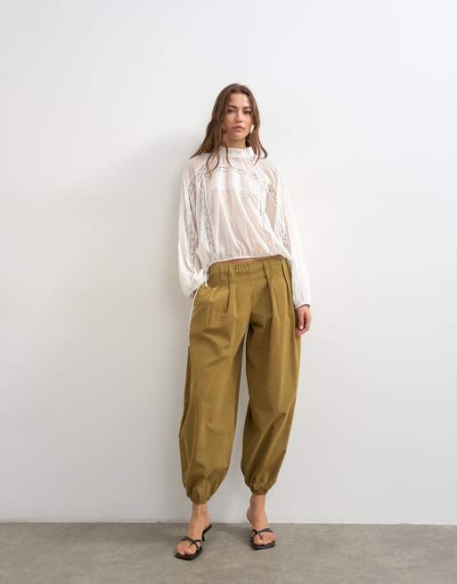Topshop - Blouse froncée sur les côtés avec bords en dentelle - Blanc, 2 de 4