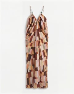 Model wearing Blouson beaded back maxi dress in mosaic print