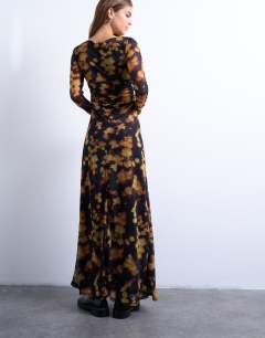 Model wearing Blurred floral print long sleeve maxi dress in black