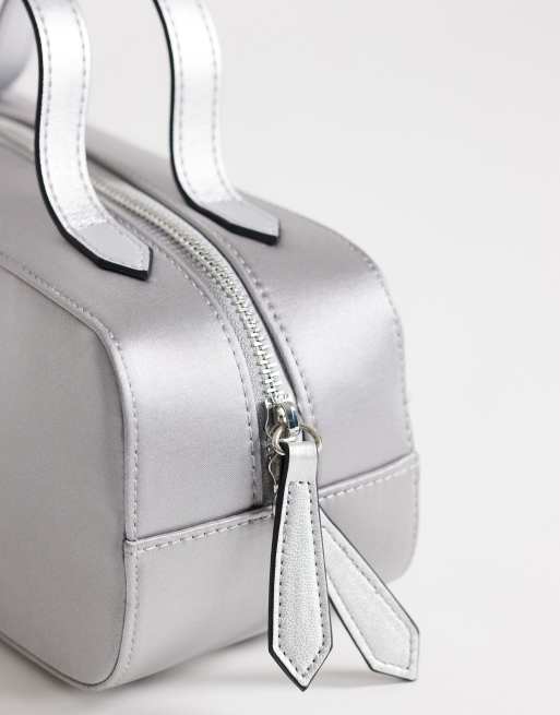 Topshop - bolso de mano mediano de satén Dover en gris, 3 de 4
