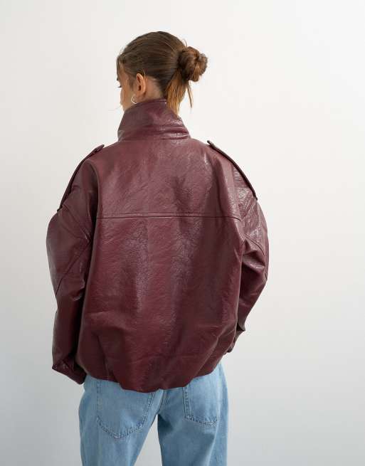 Topshop - Bomber in pelle sintetica bordeaux con coulisse e collo a imbuto, 2 di 4