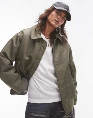 Topshop - Bomberjacke aus Twill-Nylon in Khaki-Grün