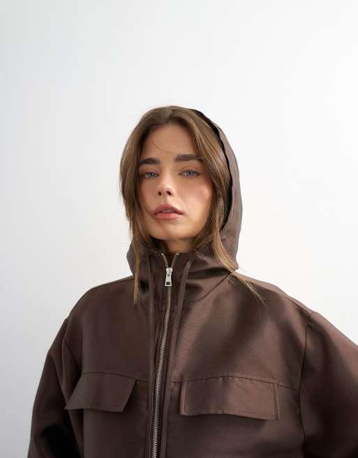 Topshop – Bomberjacke in Braun mit kurzem Reißverschluss, Kombiteil, 4 von 4