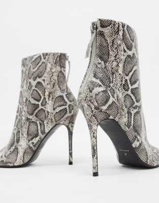 bottines effet peau de serpent