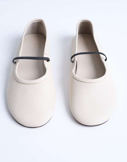 Topshop – Brad – Naturvita ballerinaskor i läder med stretchrem, 3 av 4