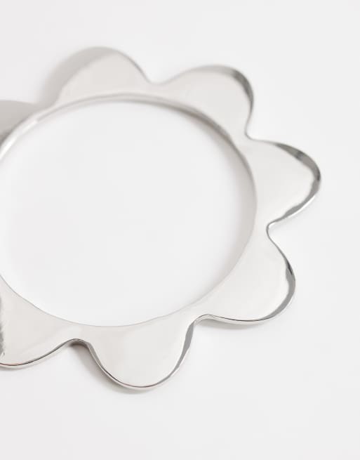 Topshop Bradley bangle in silver, 3 of 3