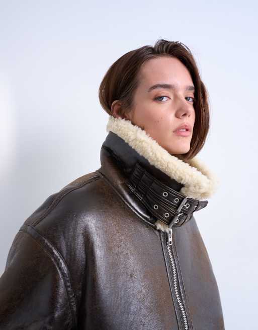 Topshop – Brązowa kurtka bomberka oversize z kożuszkiem, 3 z 4