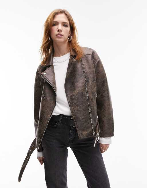 Topshop – Brązowa kurtka oversize typu biker z imitacji skóry z efektem sprania