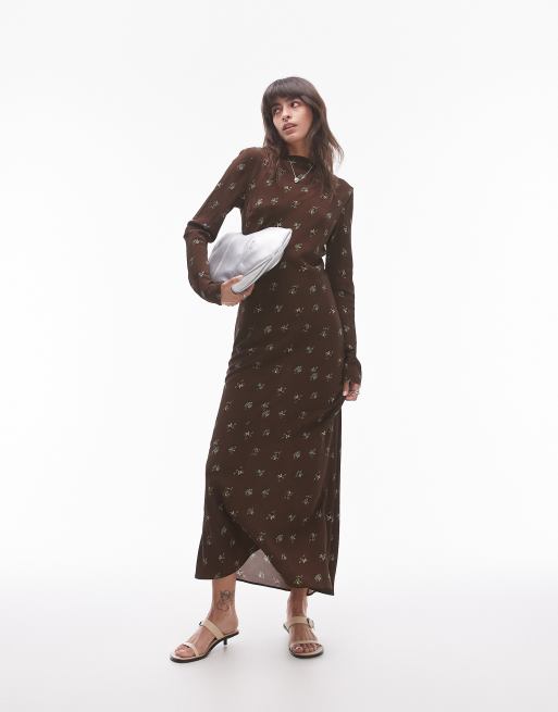 Topshop – Brązowa sukienka maxi w drobny kwiatowy wzór z długim rękawem i dekoltem w łódkę 