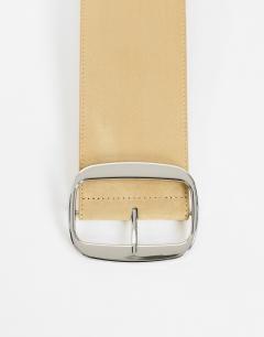 Model wearing Brittany suedette wide belt in cream