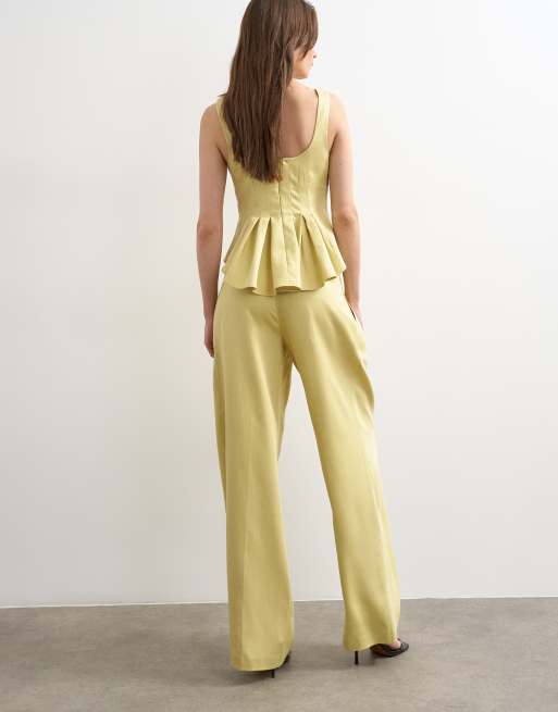 Topshop – Bröllopsgäst – Smörgula, slouchy högtidsbyxor med veck, del av set, 4 av 5