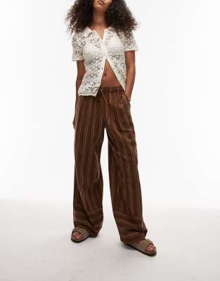 Topshop – Brunrandiga linnebyxor med breda muddar och raka ben - view 1