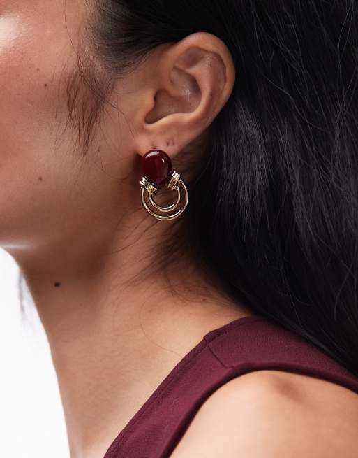 Topshop - Bryony - Orecchino a bottone stile batacchio color oro con pietra bordeaux 