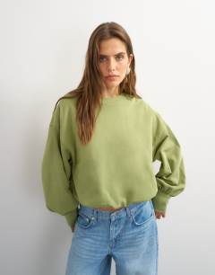 Model wearing Bubble hem sweat in washed sage