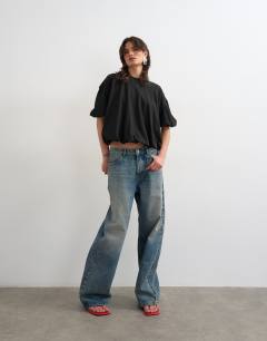 Model wearing Bubble hem tee in black