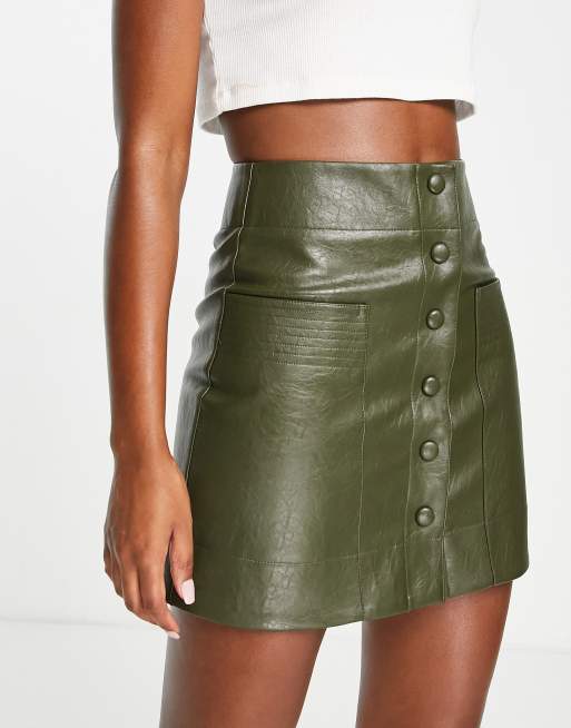 Green faux leather skirt with pockets hotsell