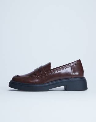 Topshop - Cade - Loafer in Schokobraun mit dicker Sohle