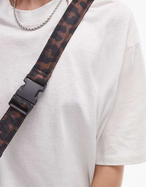 Topshop Cairo slouchy nylon quilt cross body bag in leopard, 3 of 4