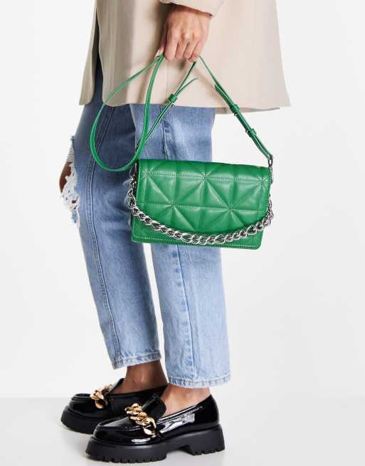 Topshop – Cali – Gesteppte Umhängetasche in Grün mit Kettenriemen, 4 von 4