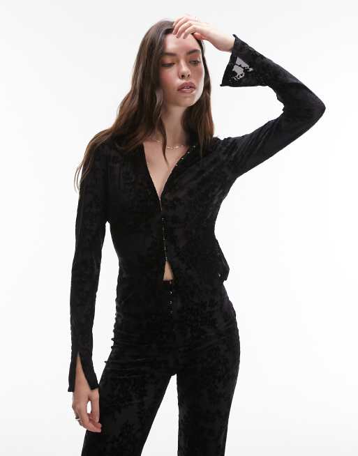 Topshop - Camicia a maniche lunghe nera slim con motivo floreale dévoré in coordinato