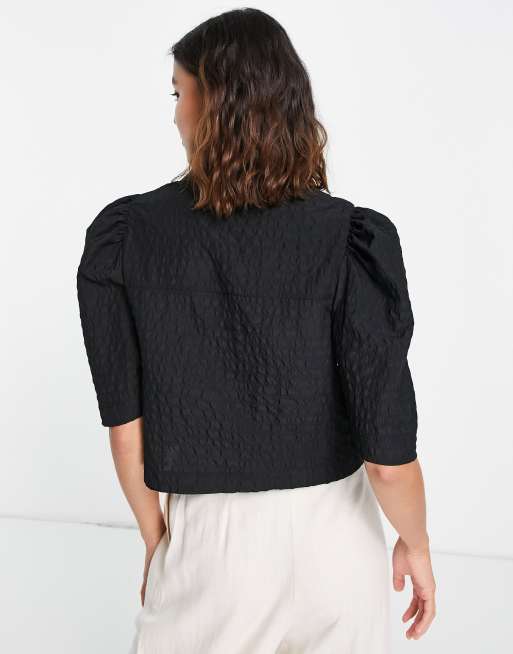Topshop Camicia corta nera testurizzata con maniche a sbuffo ASOS
