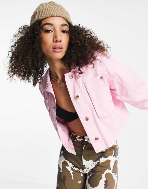 Topshop - Camicia giacca corta leggera con tasche con bottoni sul davanti in rosa