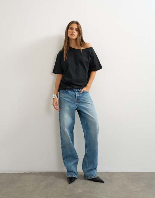 Topshop - Camiseta negra con hombro caído, 2 de 4