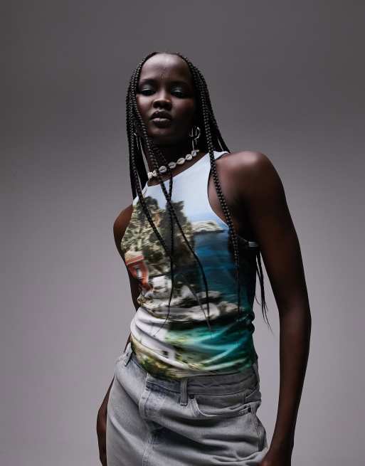 Topshop - Canotta in rete multicolore con scollo a vogatore e stampa di paesaggio