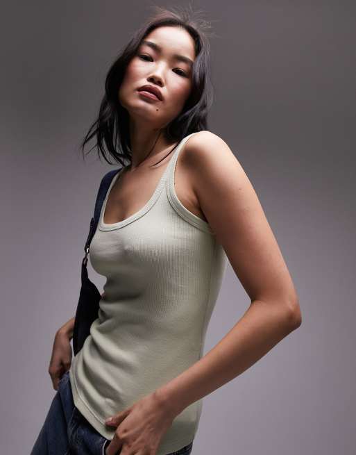 Topshop - Canotta verde tenue a coste con spalline sottili e scollo rotondo