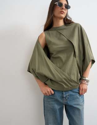 Cape draped tee in khaki