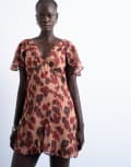 [Topshop] Topshop cape sleeve godet hem mini dress in modern print-Brown 14 BROWN