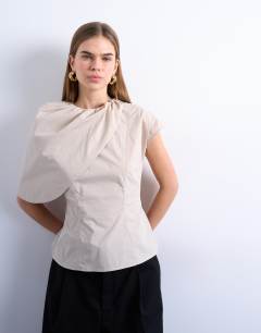 Cape structured top in oyster