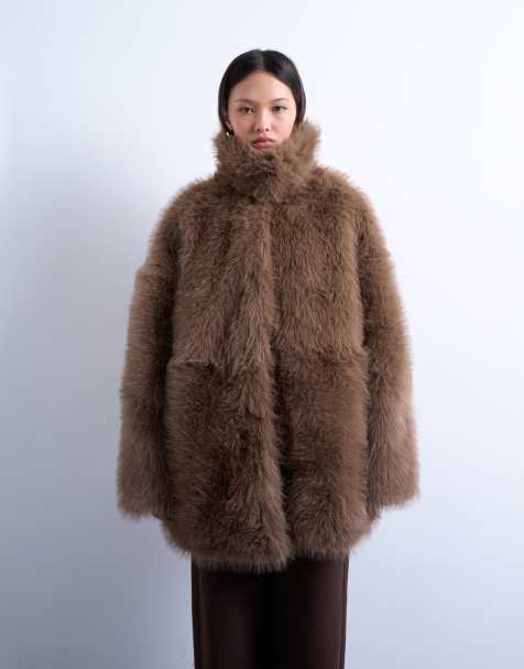 Topshop - Cappotto color visone in pelliccia sintetica con collo a imbuto - view 1
