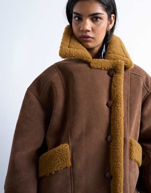 Topshop - Cappotto marrone oversize in montone sintetico, 3 di 4