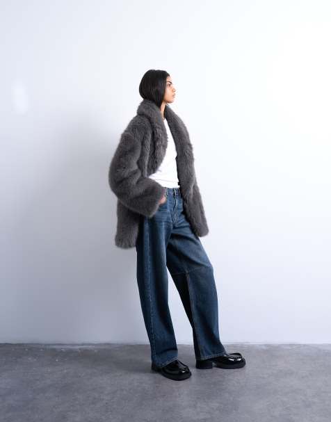 Topshop - Cappotto taglio medio in pelliccia sintetica grigio antracite con scollo sciallato - view 1