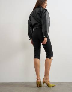 Model wearing Capri trouser in black